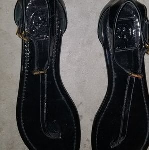 Size 9 Tory burch gold hardware t strap sandal